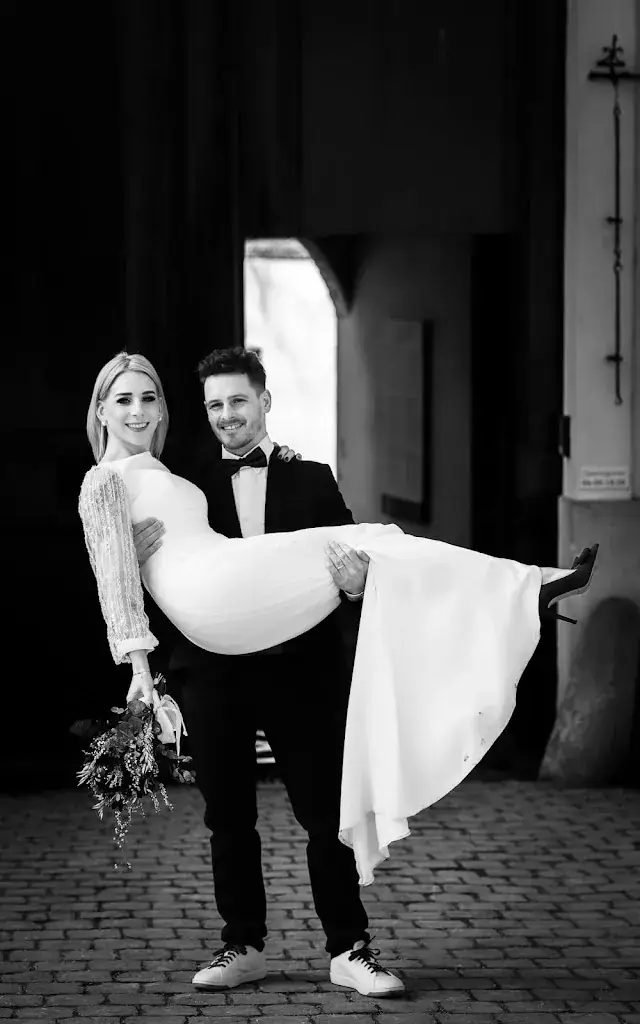 Daphne Dedrie_Feestzaal Ten Boogaerde_Kortemark_reseña