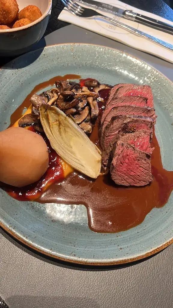 Karolina Ūzaitė_Bistrobar de Jachthoorn_Hoogstraten_review