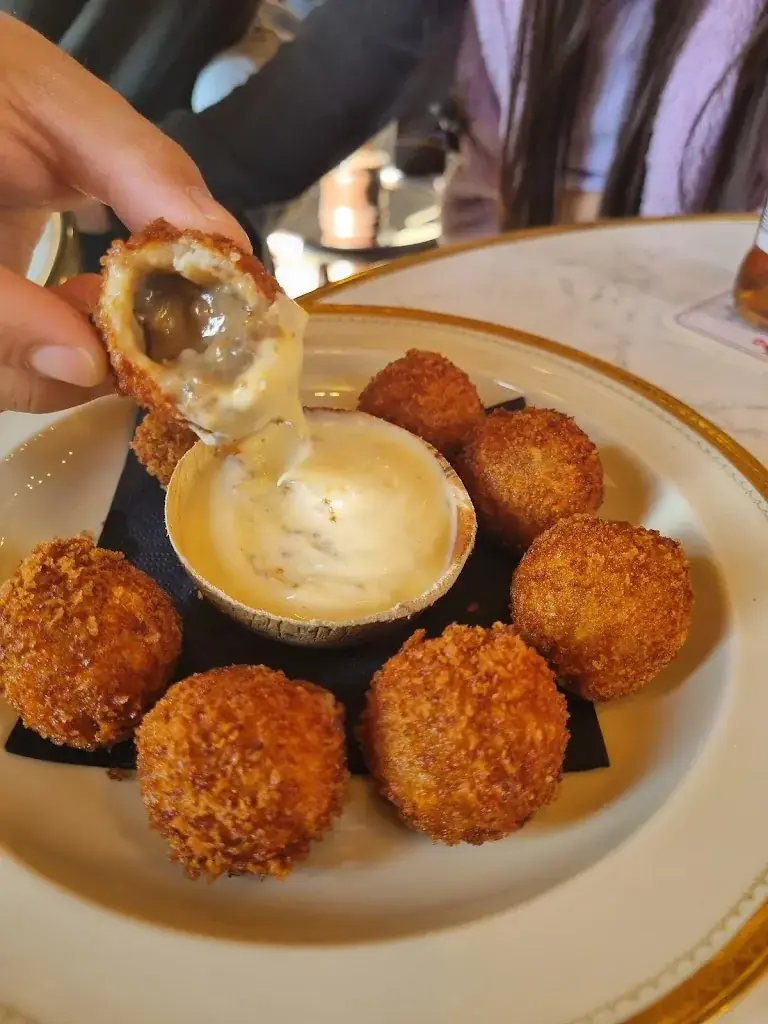 Tiffany Faulkner_Café De Vrijheid_Hoogstraten_reseña