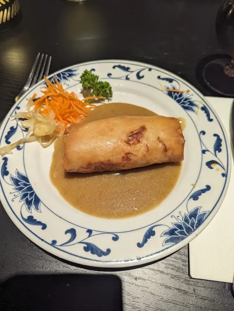 Clara Weytjens_Emperor's Garden_Hoogstraten_review