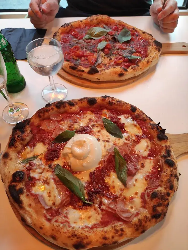 Furore Pizza_Huldenberg_slider_image_3