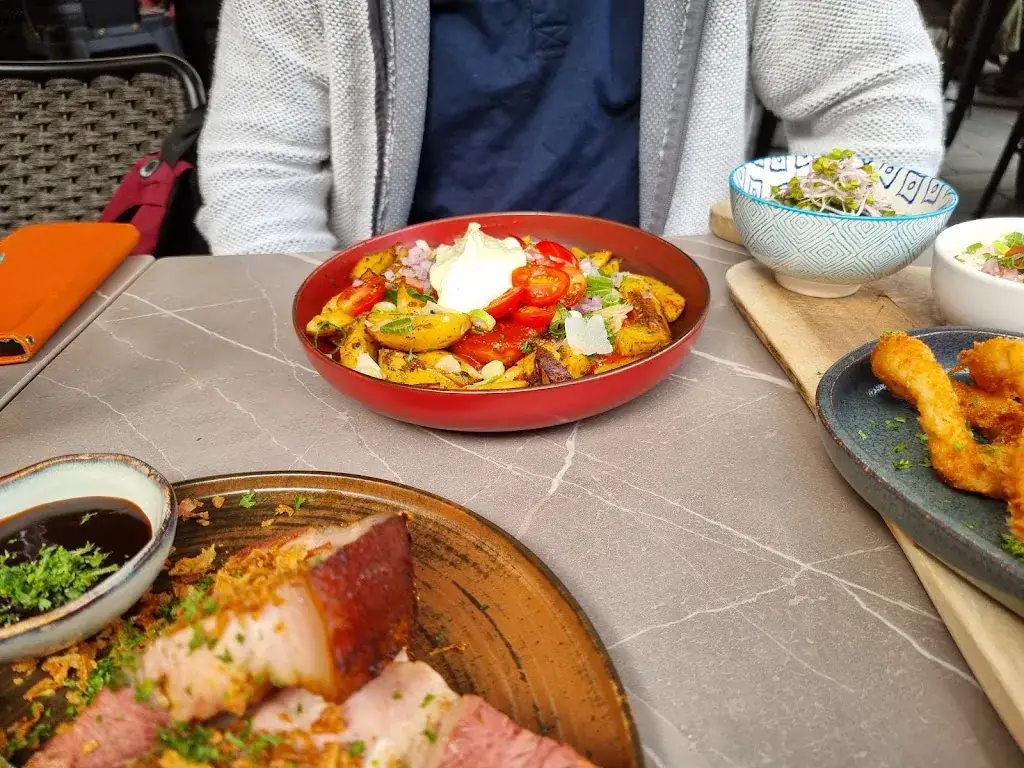 Tracy Brooke_Kosmos Ieper_Ieper_Bewertung