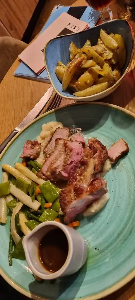 Ian_Dépot_Ieper_review