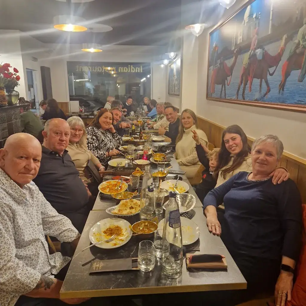 Elaine Leverton_La Taj Restaurant - Indian Restaurant_Ieper_review