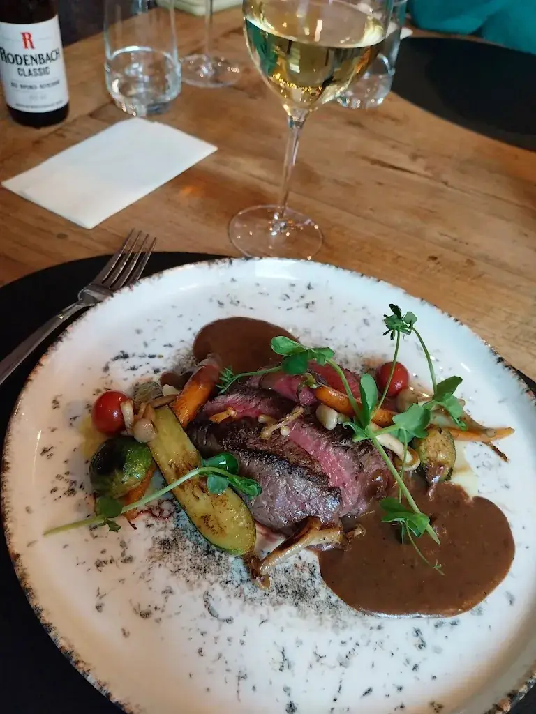 Bistro Belle Restaurant Lounge_Izegem_slider_image_3