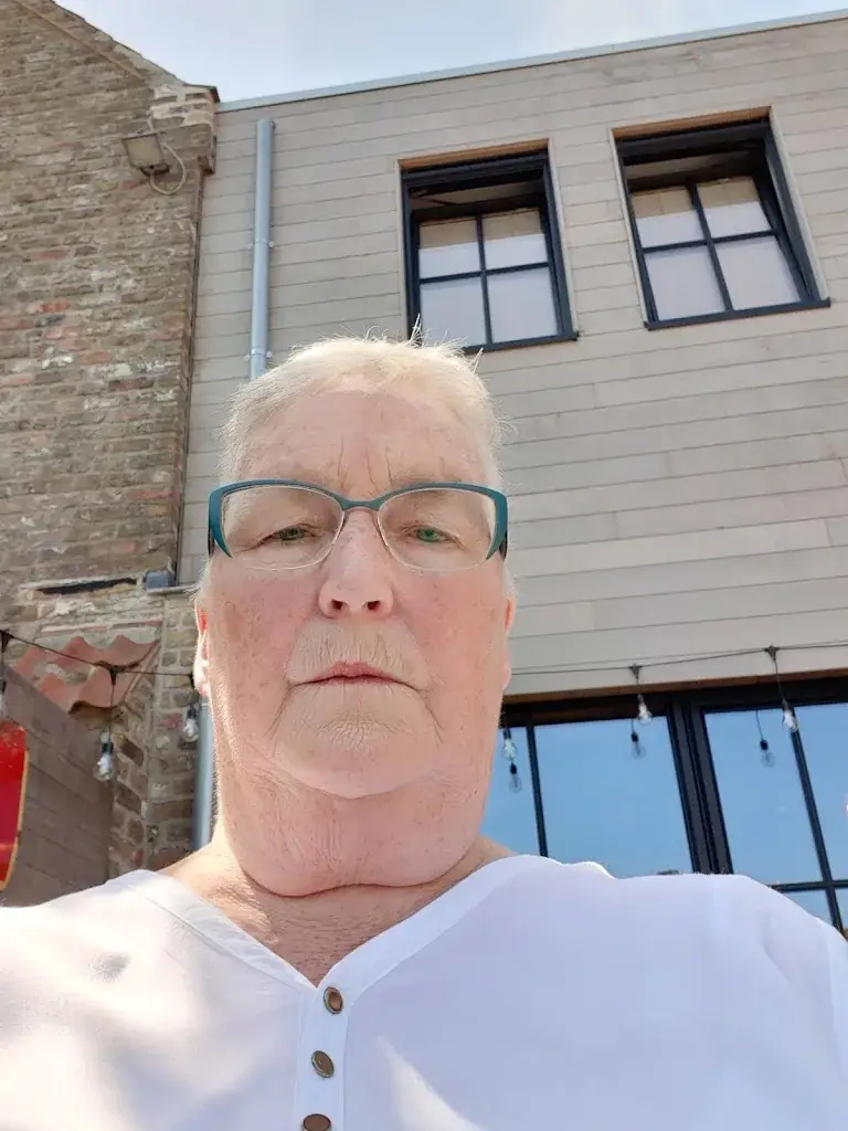 Anne Cravatte_Alainprovist_Jabbeke_review