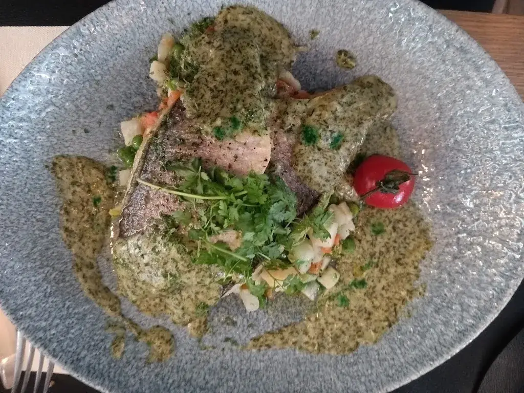 Oana S_Brasserie Waalborre by De Metinas_Asse_Bewertung