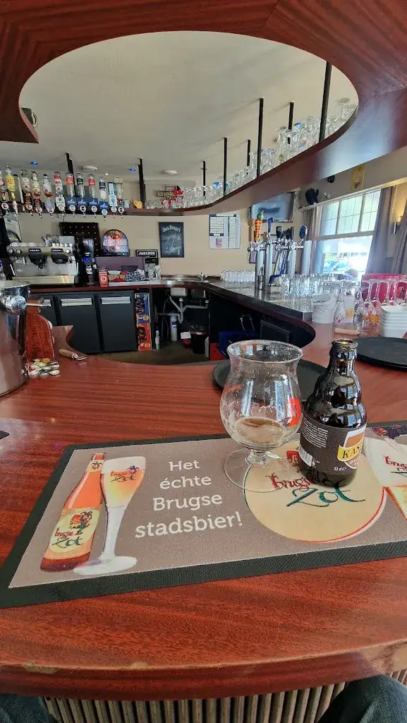 Sfeercafé 't Verschil_Ichtegem_slider_image_2