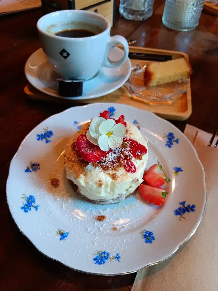 Delfine Decaesteker_'t Erfgoed van Peene_Kaprijke_avis