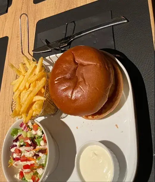 Maria Laux_CARL'S: Gastrobar_Aalter_review