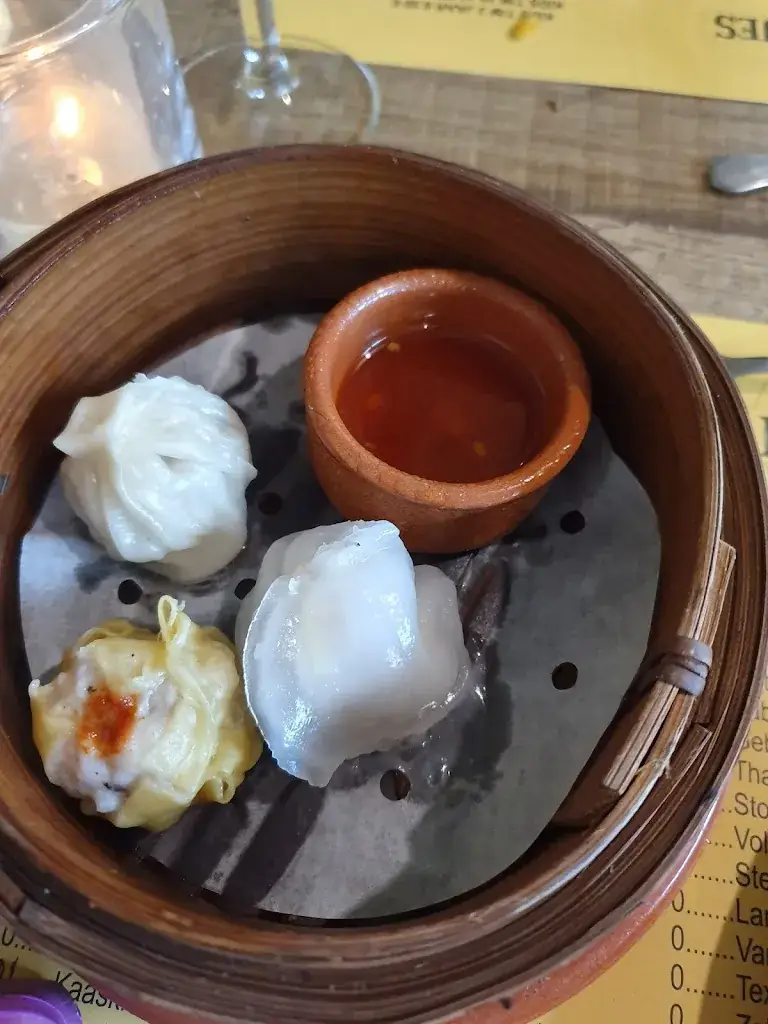 Deborah Houston_De Broertjes Kapellen_Kapellen_review