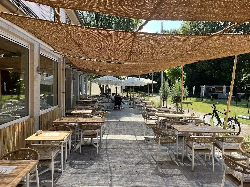 La Terrasse restaurant in Kapellen