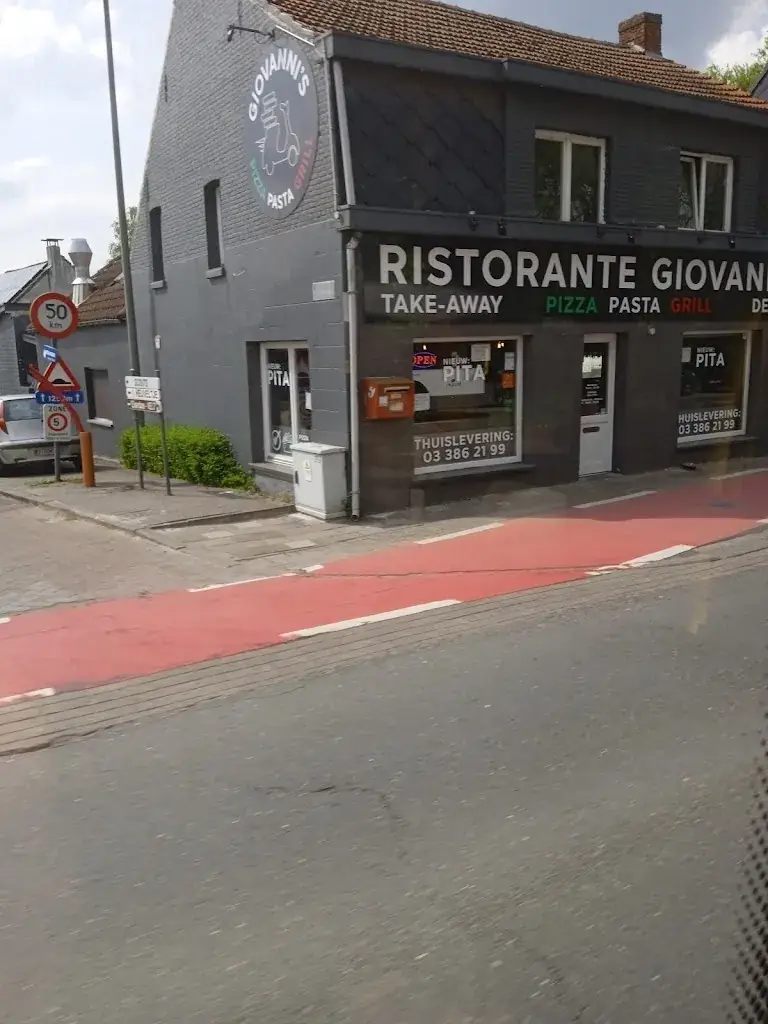 Giovanni's Kapellen_Kapellen_slider_image_3