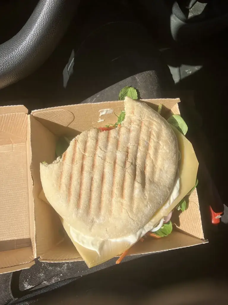 Bart De Winter_Priscilla's dagschotel_Stabroek_review