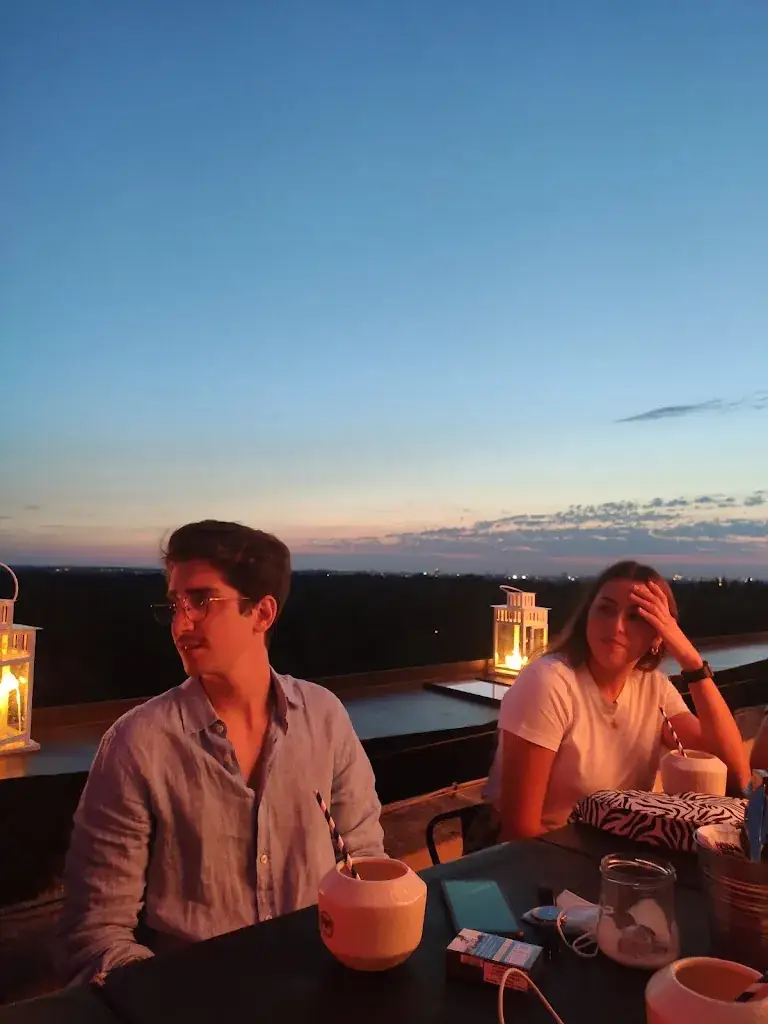 Hello,_Crossroads Panoramic_Kraainem_review