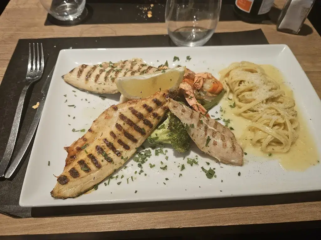 Alexandra Melina Amal Ibrahim K_Restaurant Senza_Kraainem_review