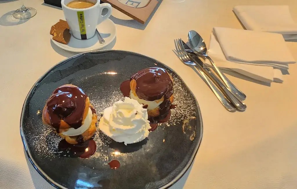 Manny Claassens_Pirate Café nv_Zaventem_reseña