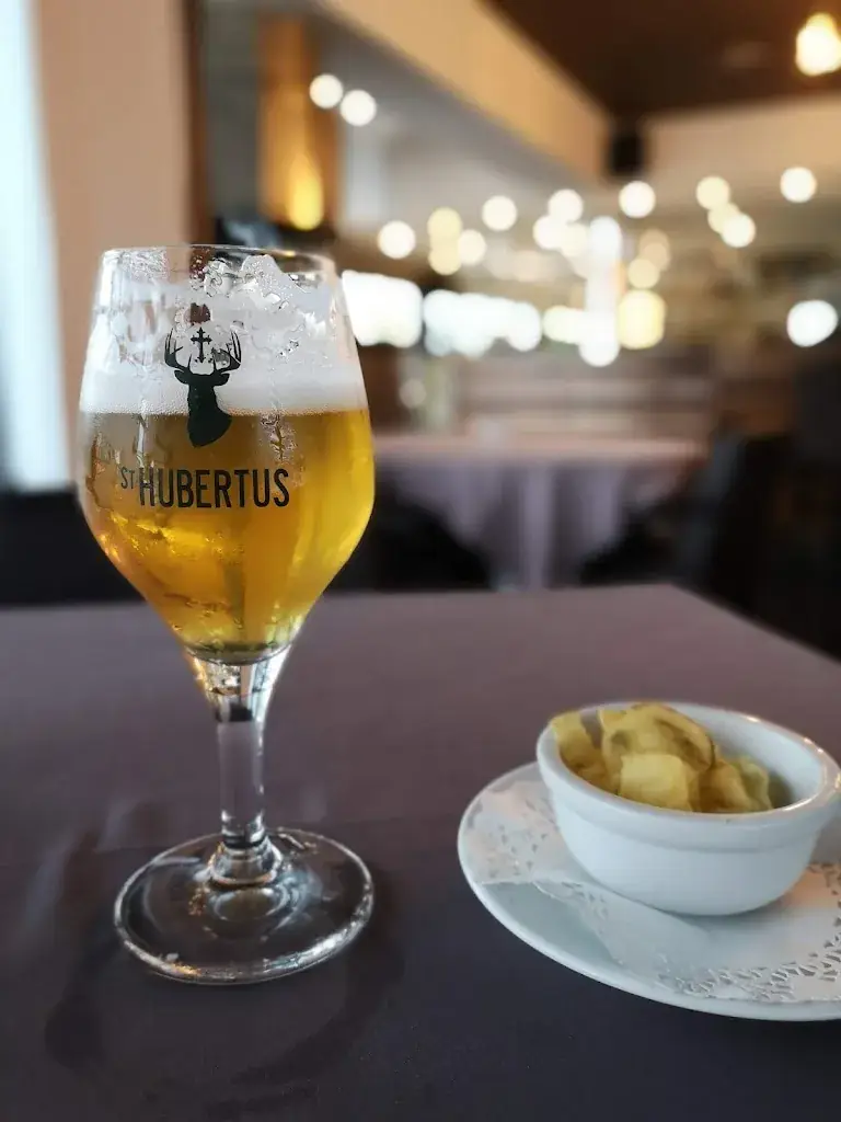 Paul Sobieraj_Pirate Café nv_Zaventem_reseña