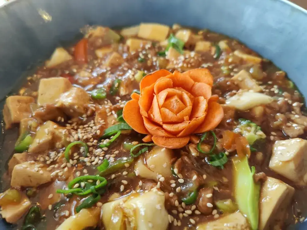 Daniel Avram_Chen's Palace bvba_Kortenberg_review