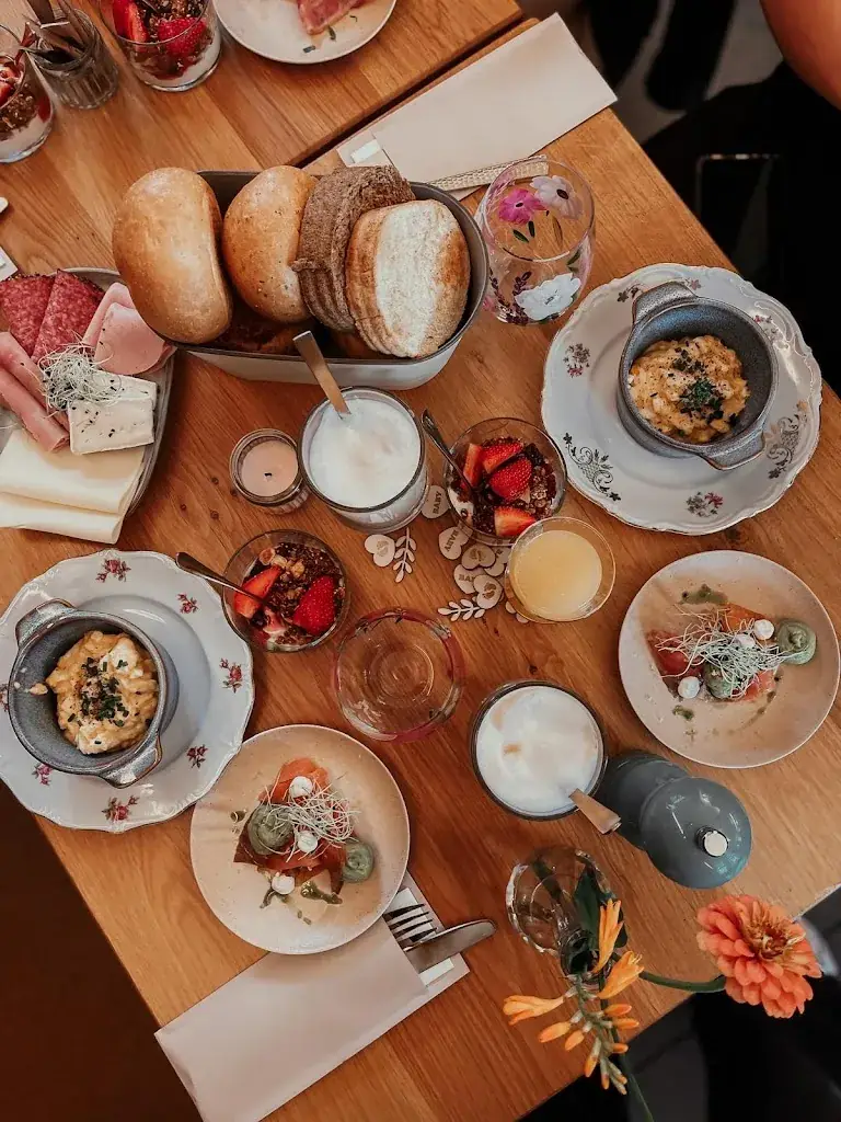 Carmen Van Hoof_Bar Bizoe_Beveren-Kruibeke-Zwijndrecht_review