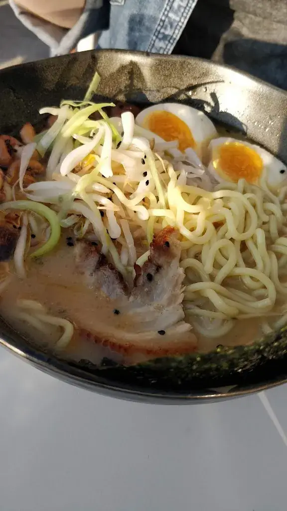 Jessy Lagrange_Lily's Noodle House_Kortrijk_Bewertung