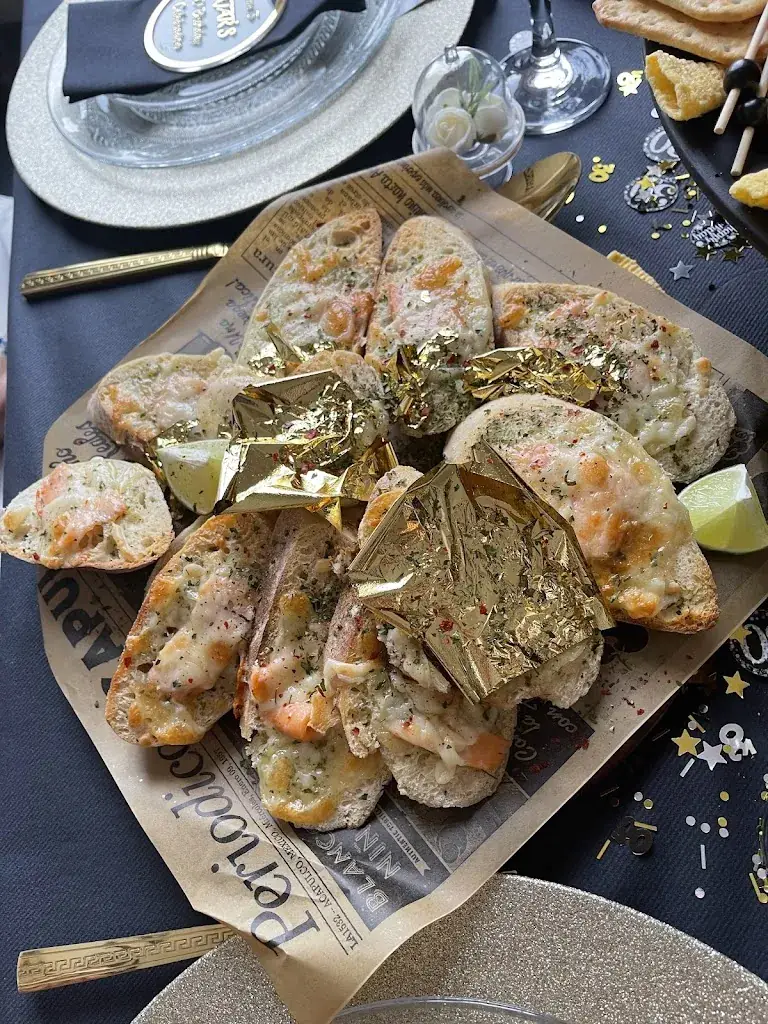 Menü_DAR ES SALAAM_Kuurne_Bild_5