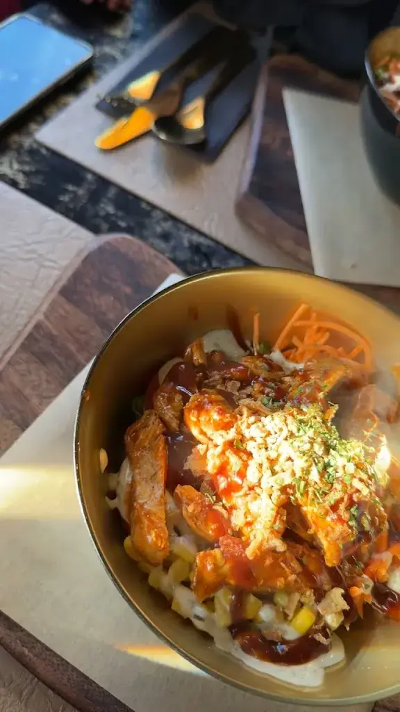 Maryam Fannoua_DAR ES SALAAM_Kuurne_Bewertung