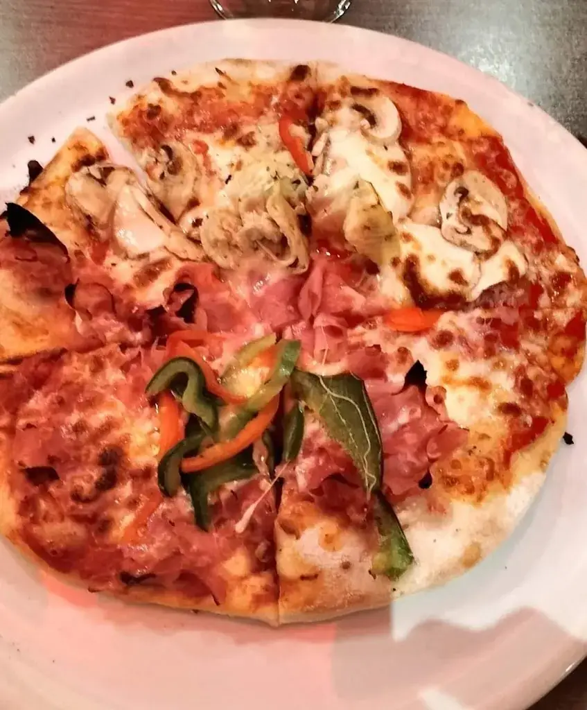 Pizza Home Kuurne_Kuurne_slider_image_2