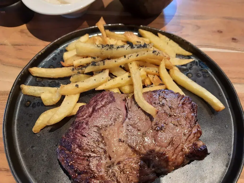 Howard jones_Lamme Goedzak_Lebbeke_avis