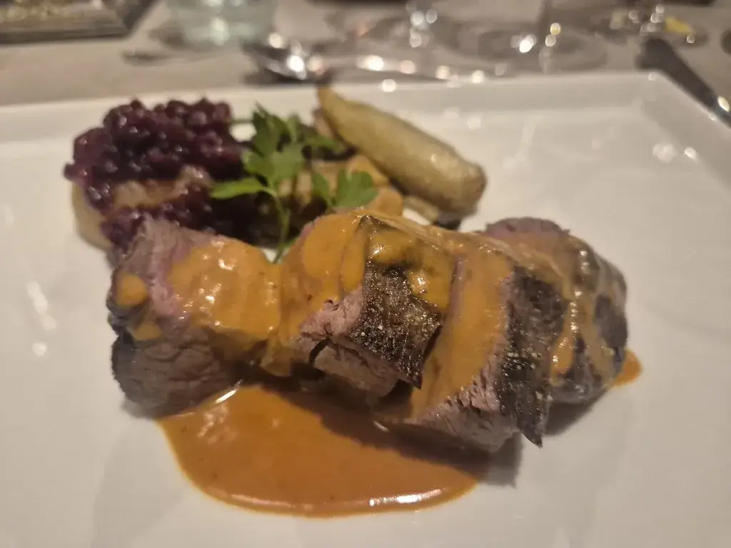 Kelly Van Biesen_'t Hof te Puttens_Lede_review