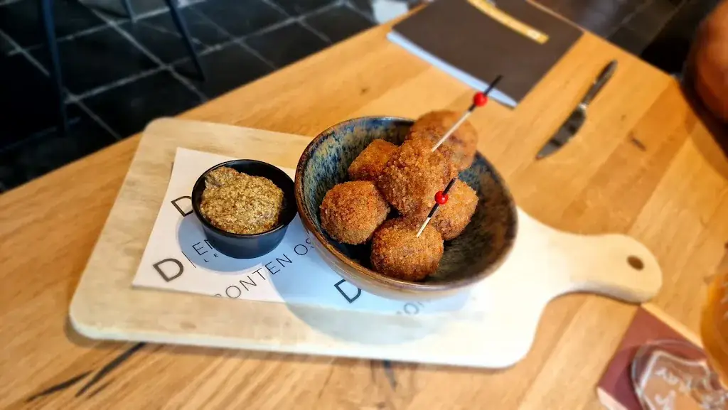 Menu_Den Bonten Os_Lede_image_2