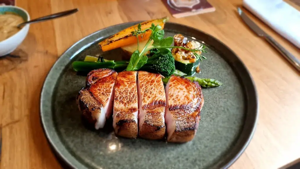 Menu_Den Bonten Os_Lede_image_4