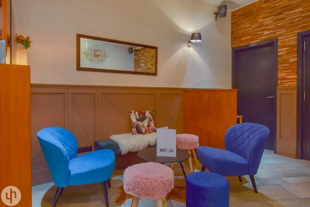 Barolo Food Wine&drinks restaurante en Lede