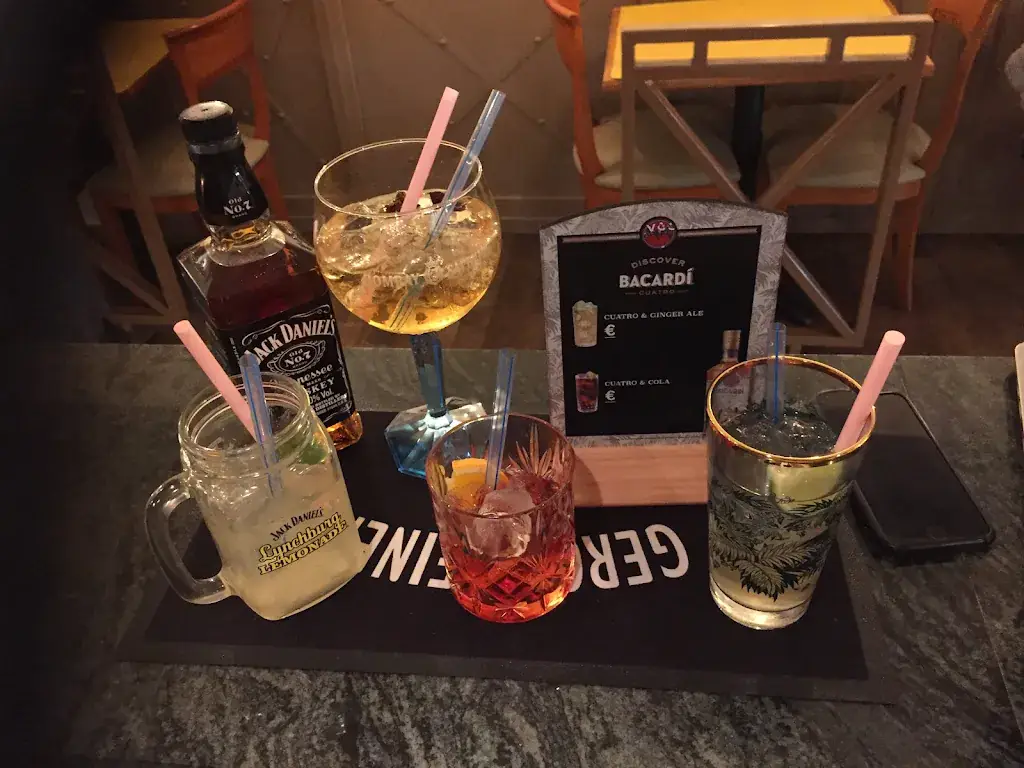 Barolo Food Wine&drinks_Lede_slider_image_3