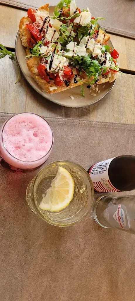 Ogan Cihan Öcal_Brasserie De Wissel_Lanaken_review