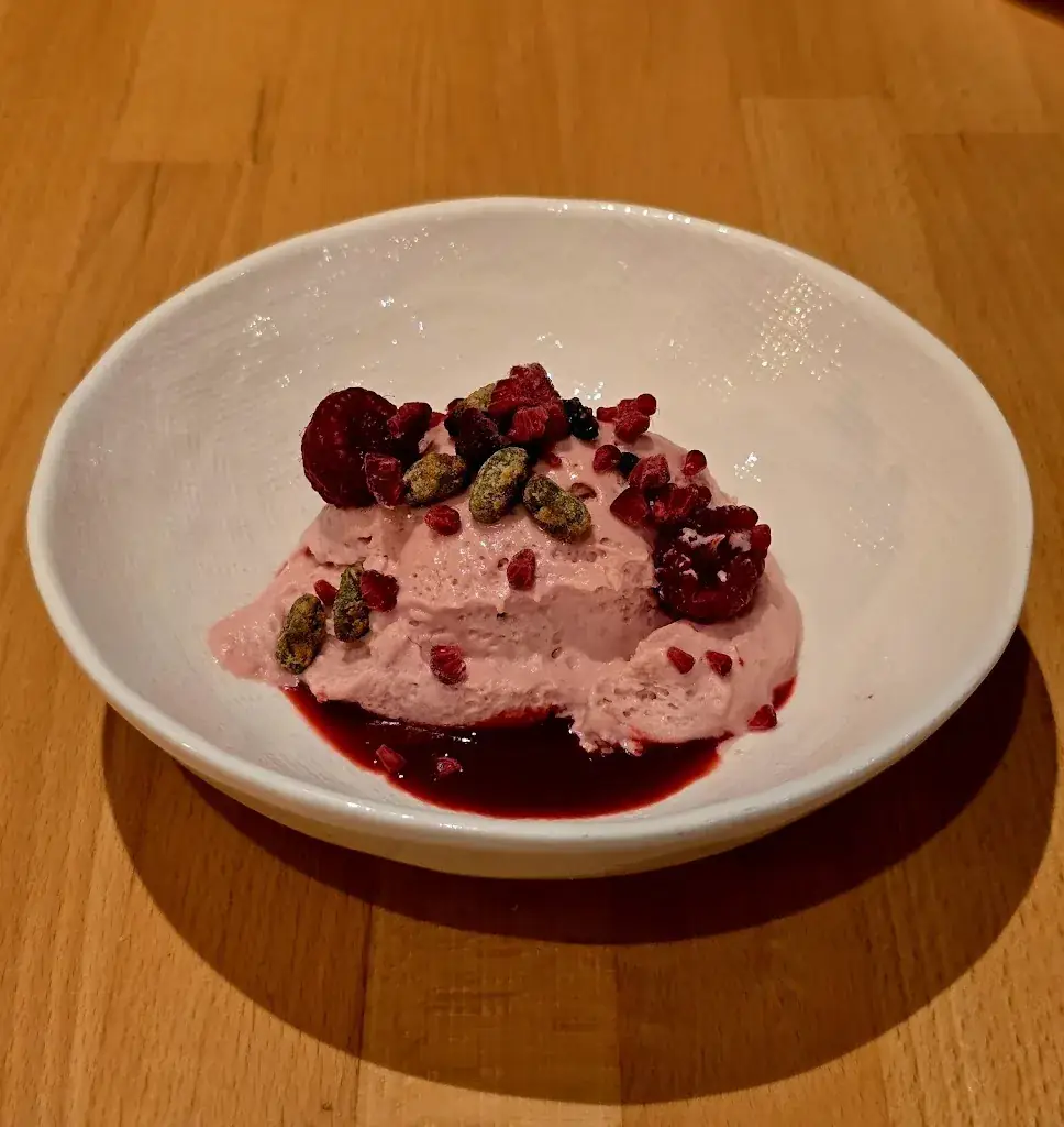 Suresh Singh Panwar_Monsieur V_Linkebeek_review