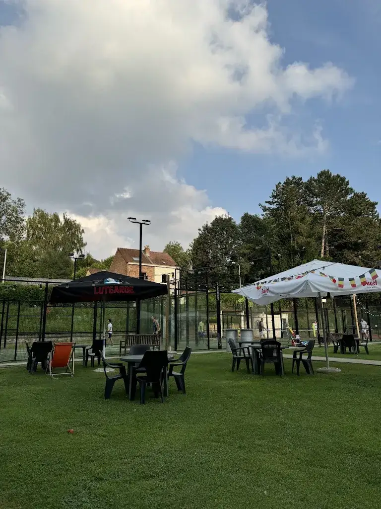 Clr Brg_The Link 1630_Linkebeek_review