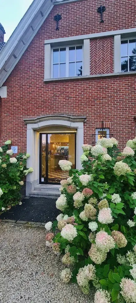 Barbara Kasasa_R A A M - Raamfood_Lokeren_review