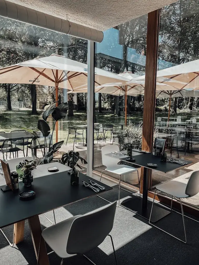 R A A M - Raamfood_Lokeren_slider_image_1