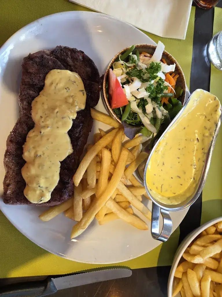 Restaurant d'Hoeve. restaurant à Lichtervelde