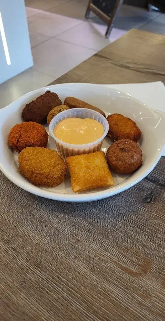 Menu_Eatery Frituur Kowzy_Lichtervelde_imagen_8