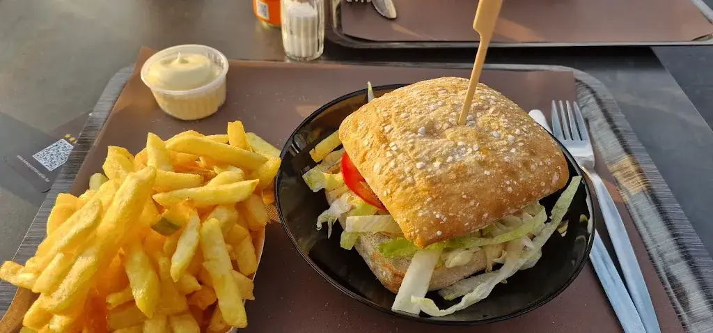 Eatery Frituur Kowzy_Lichtervelde_slider_image_2