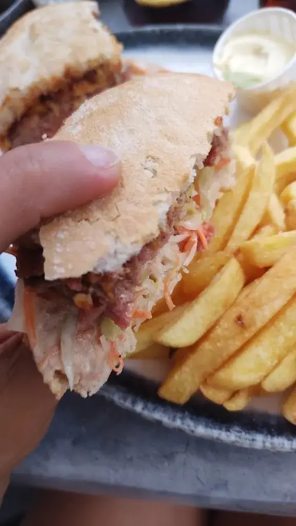 Karolin Lodnert_'t Krievelkuut_Herk-de-Stad_review