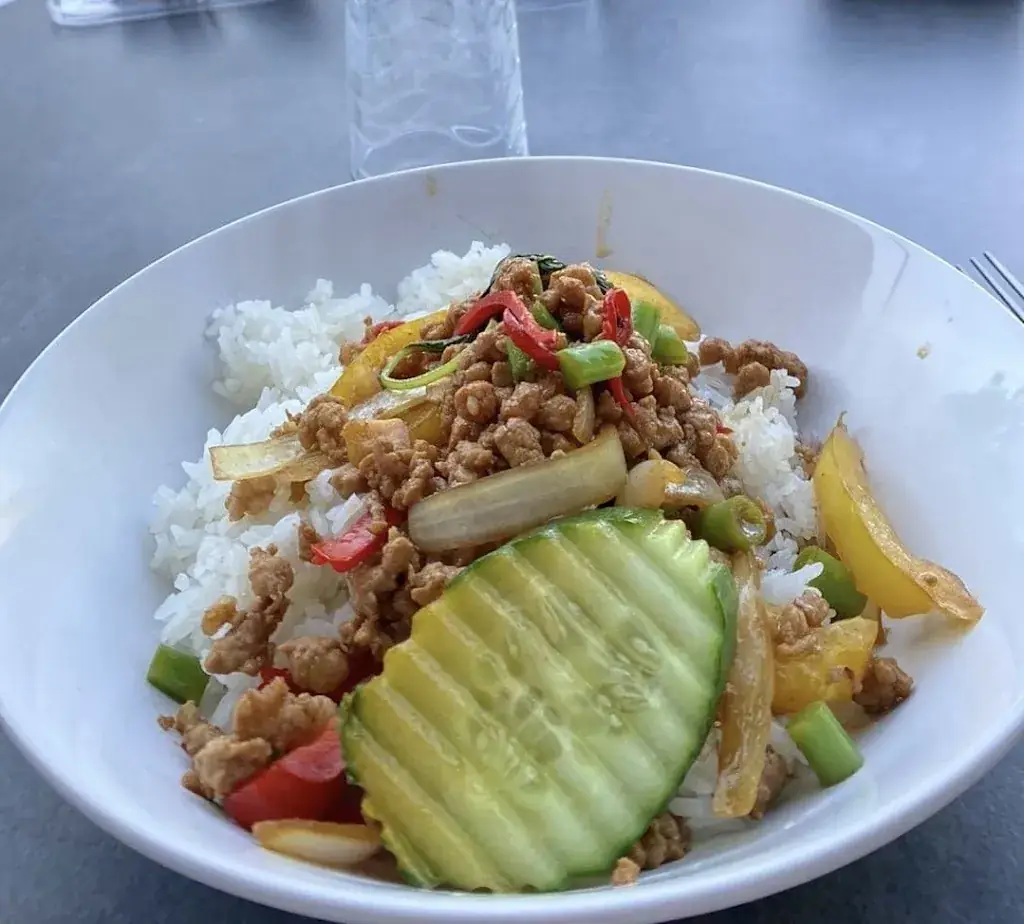 Charlot Devogelaere_Ban Thai Cuisine Take Away_Avelgem_avis