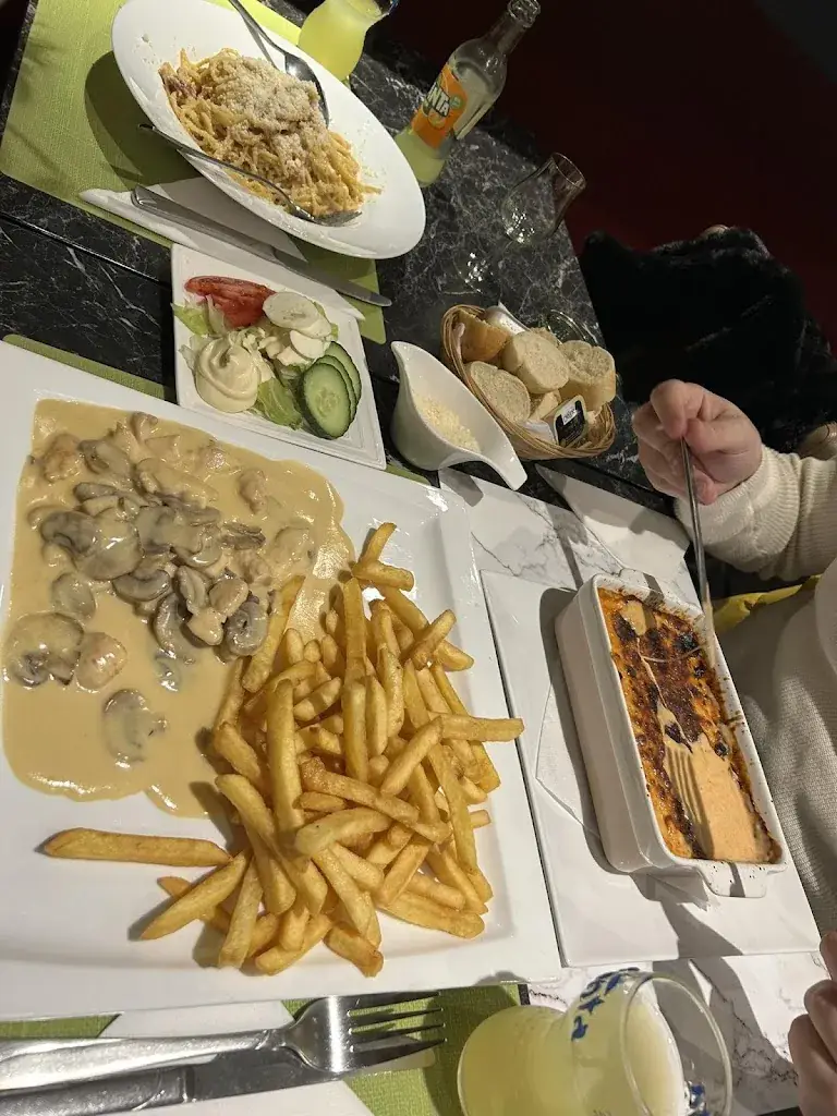 Doicaru Mireel_Different Choices_Maasmechelen_reseña