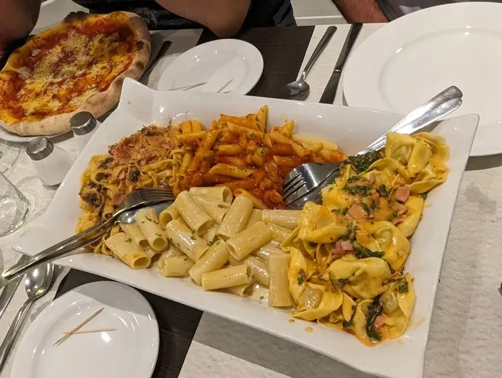 Menü_Il Piatto D'Oro Pizzeria-Restaurant_Maasmechelen_Bild_3