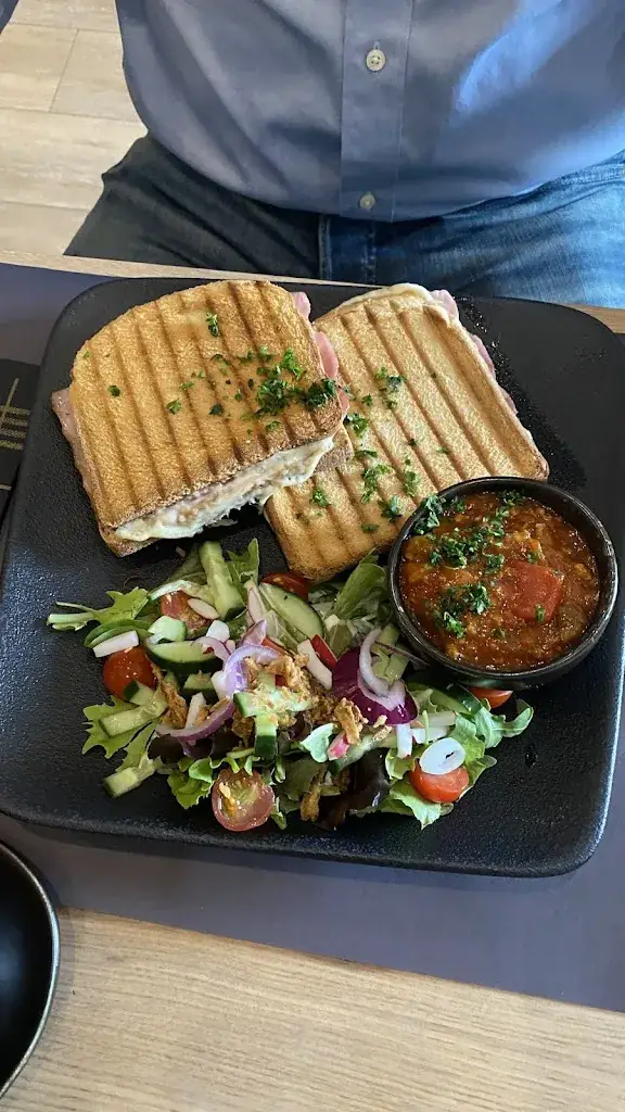 christine samaan_Bistro Maurice_Maldegem_Bewertung