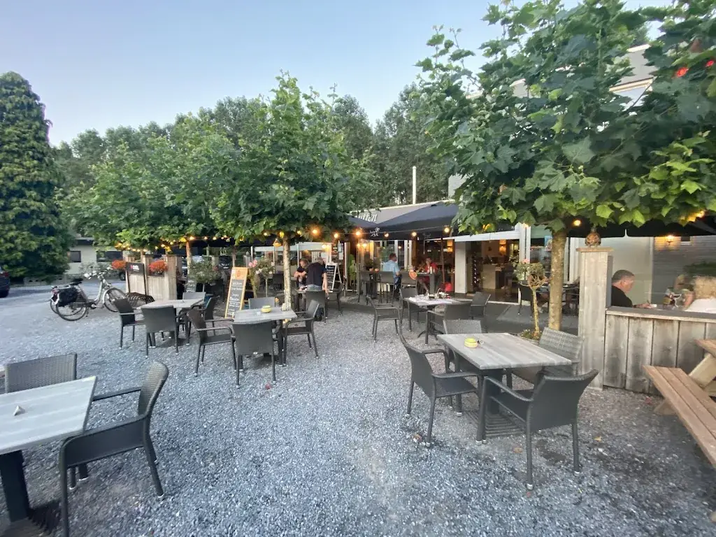 Eetcafé De Hutten_Lommel_slider_image_1