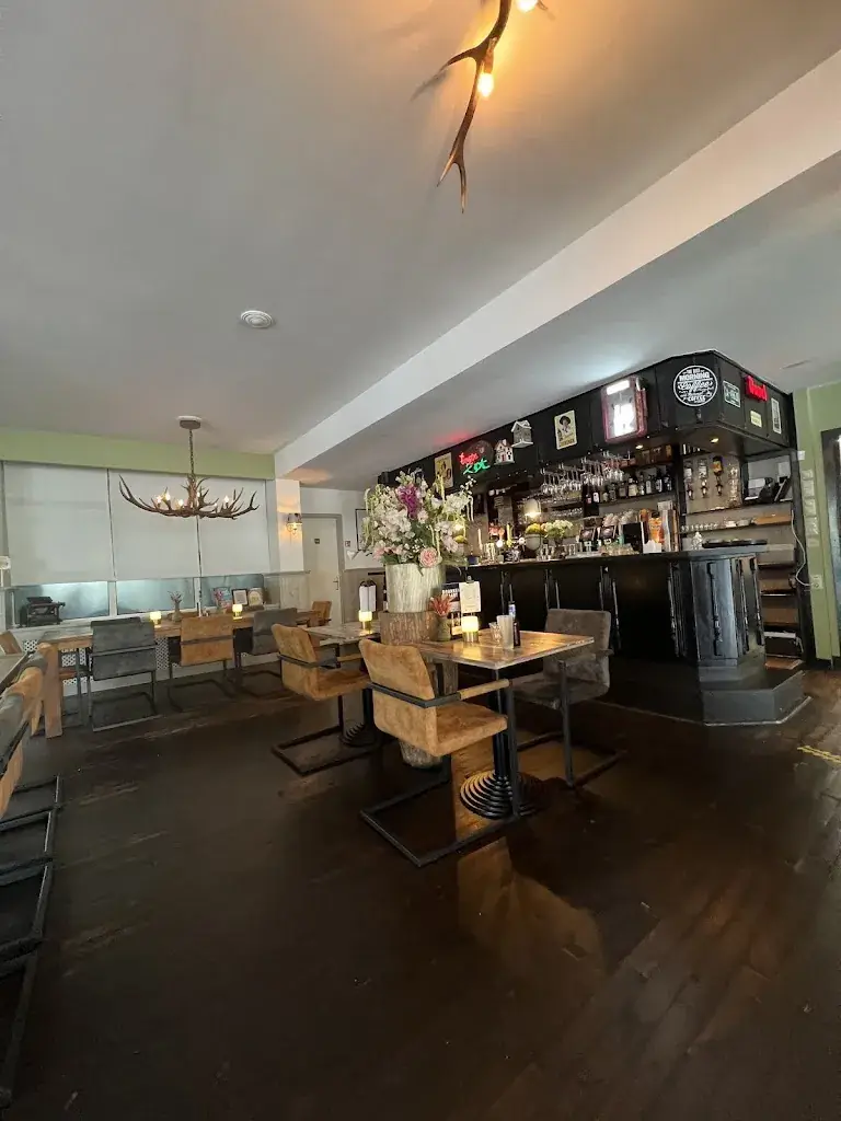 Eetcafé De Hutten_Lommel_slider_image_3