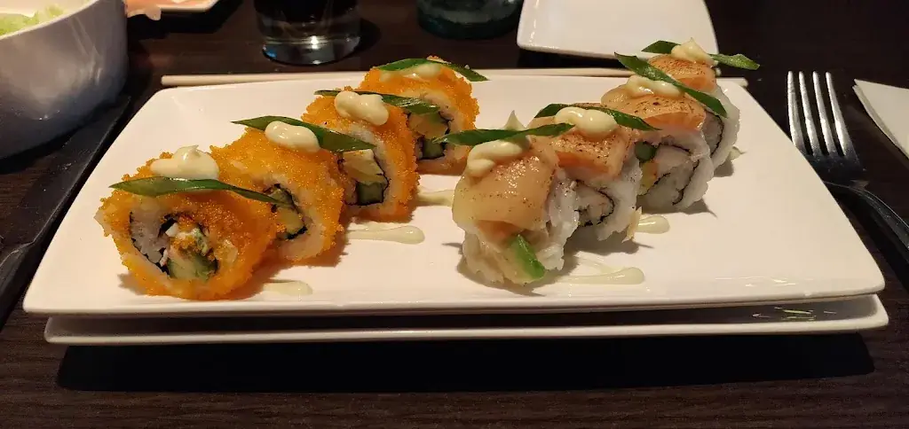 Hamachi_Lommel_slider_image_3